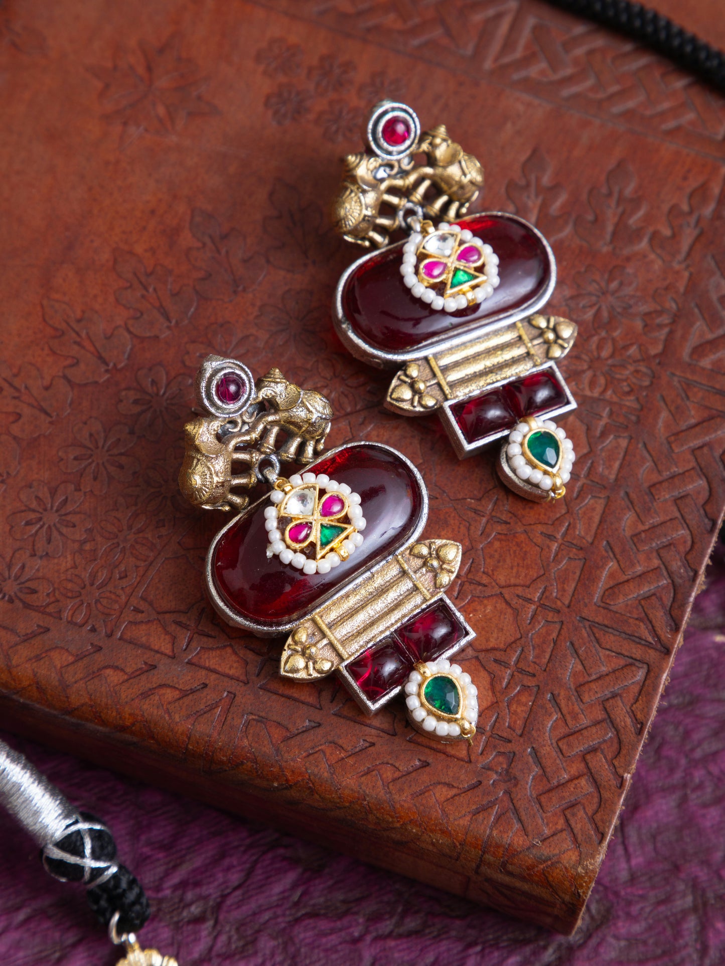 Yashodhara kundan hasli choker