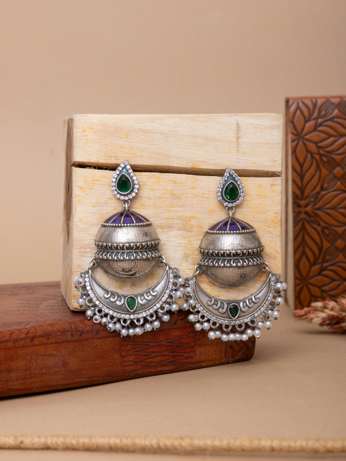 Taaj moh earrings