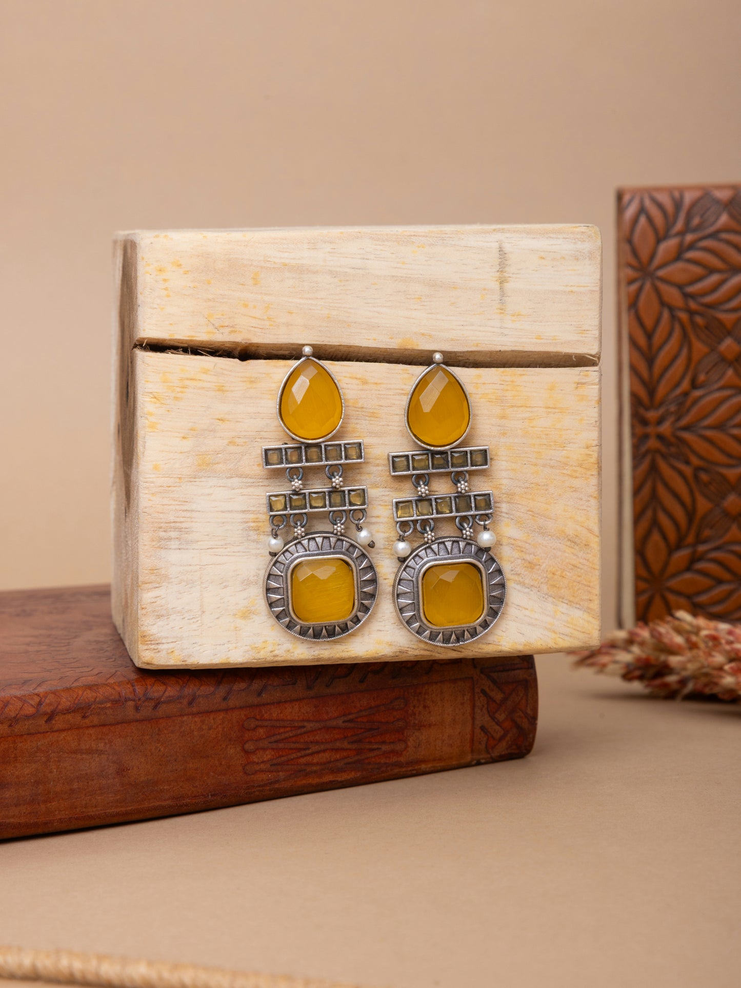 Tanya moh danglers