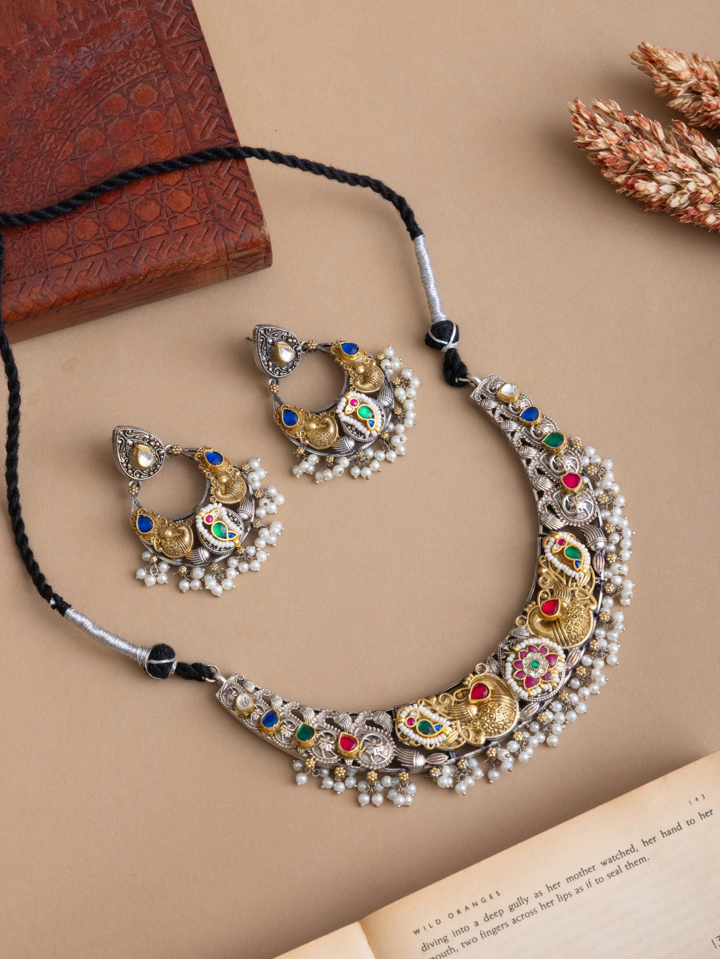 Pachi kundan hasli choker