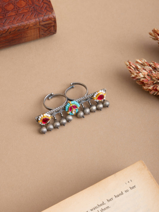 Dual finger long ring