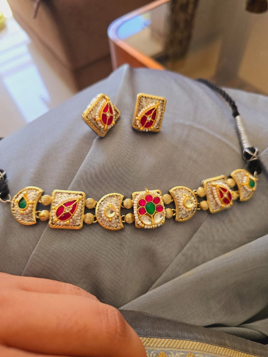 Gulmohar - the pachi kundan choker