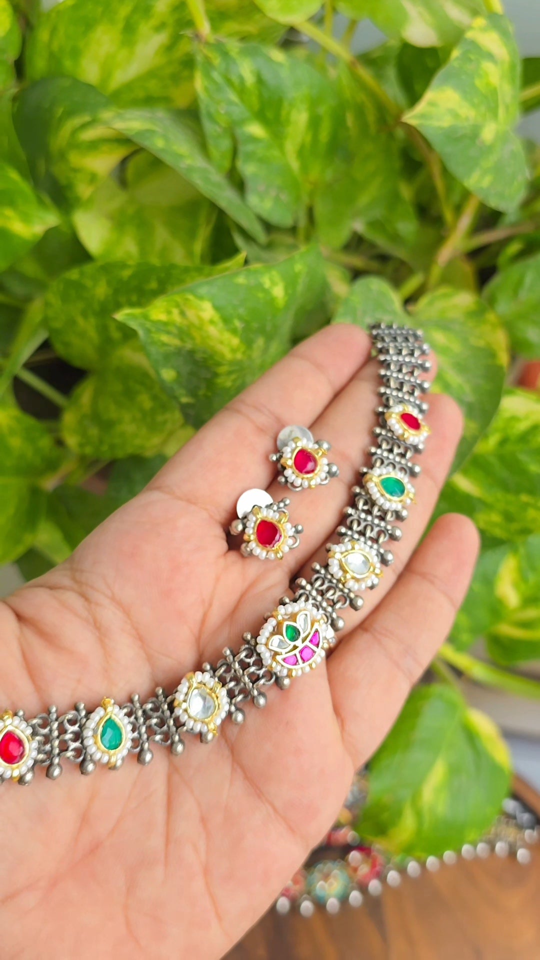 Silky antique silver pachi kundan choker with earrings