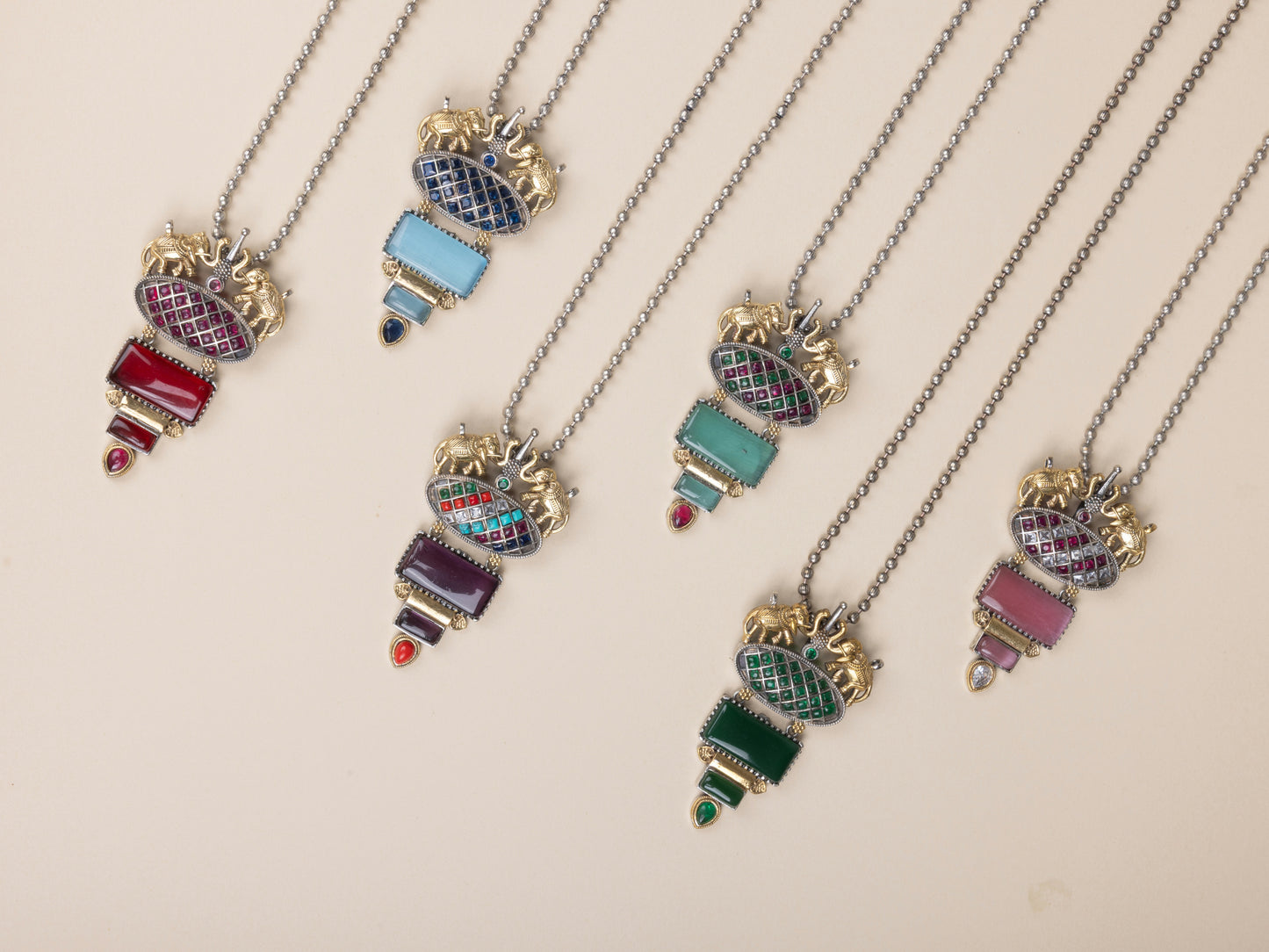 Jiyana Fusion dual tone elephant necklace 🐘