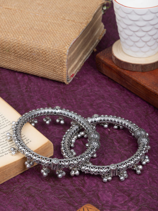 Silver lookalike anklet