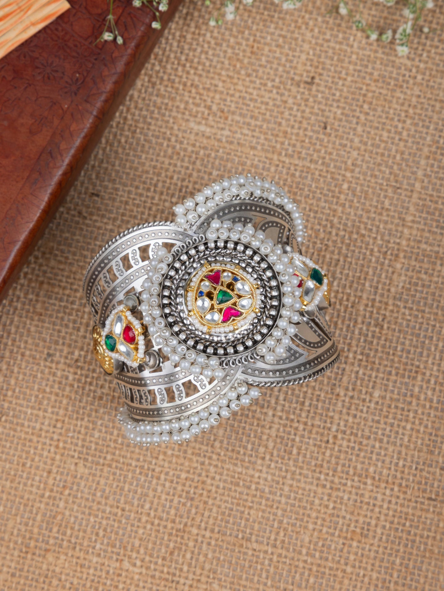 Pachi kundan silver handcuff