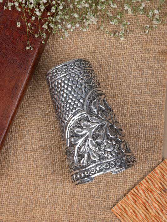 Silver lookalike handcuff