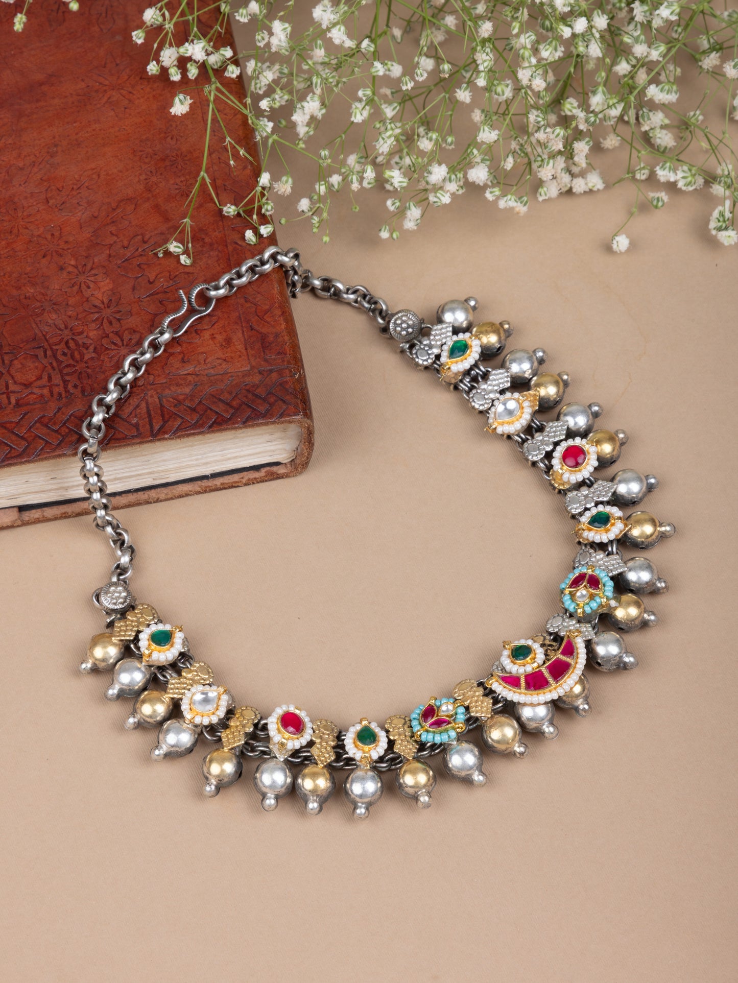 Dual tone pachi kundan choker