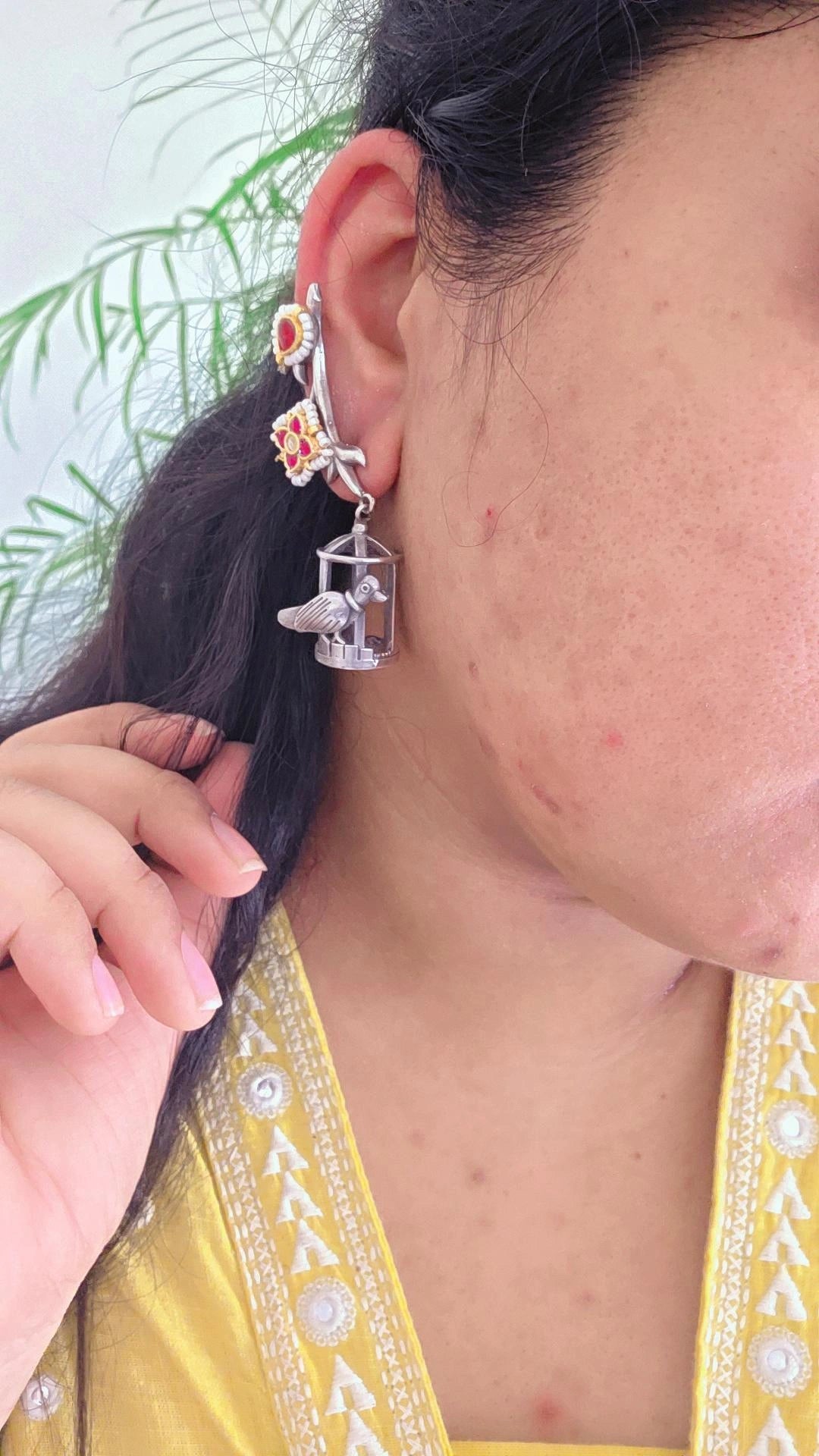 Zarina Bird cage kundan earcuff