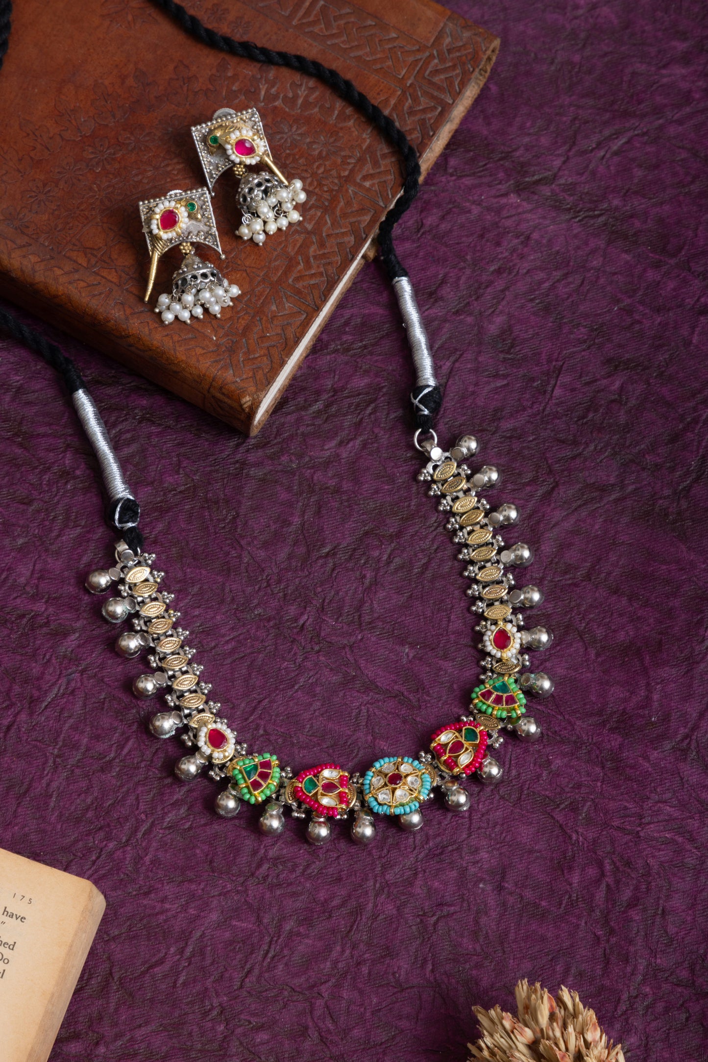 Ambati fusion two tone pachi kundan choker set
