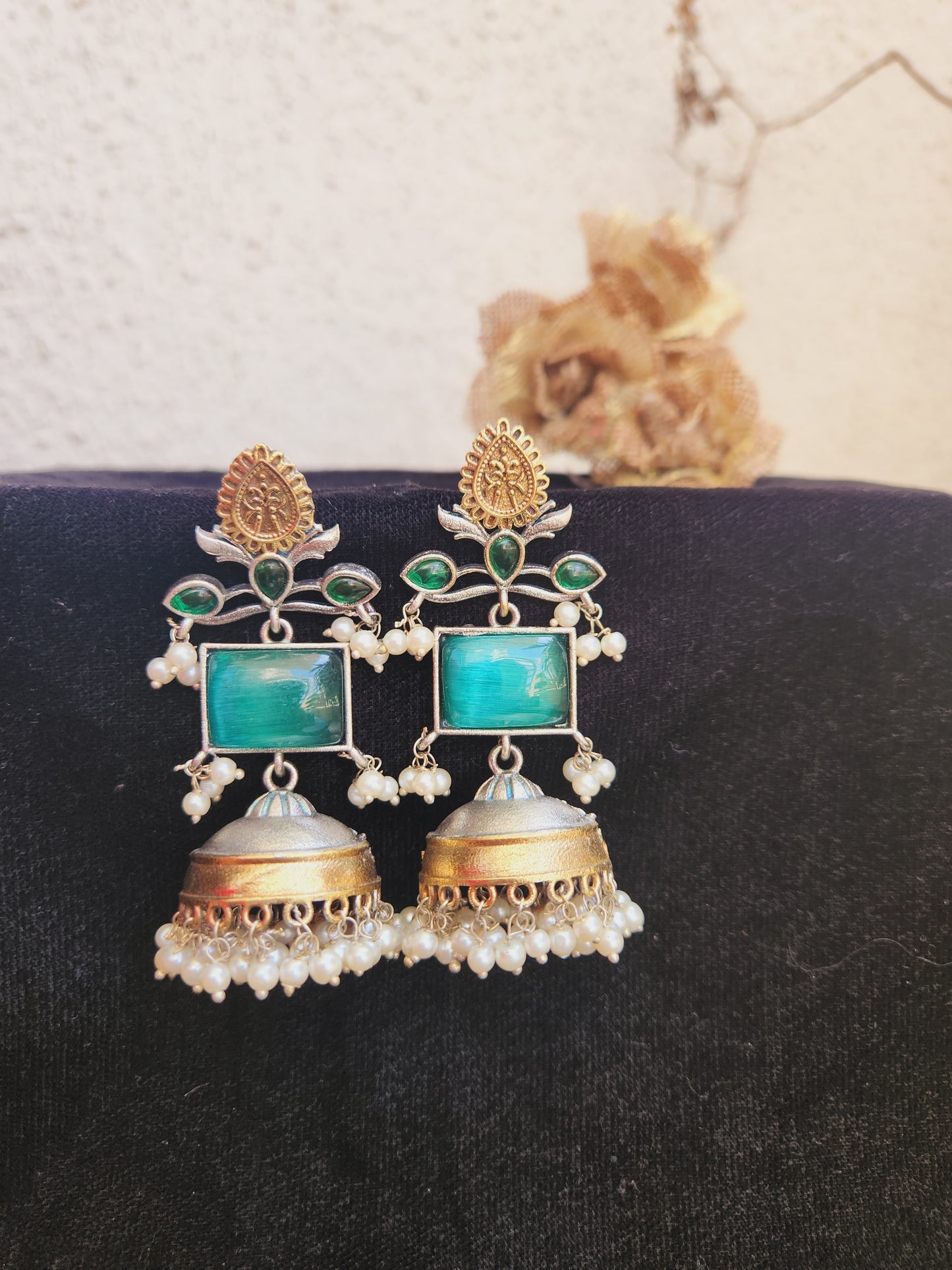 Dual tone alia jhumkas