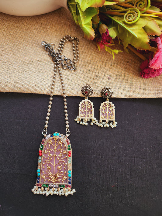 Dual tone mahal necklace