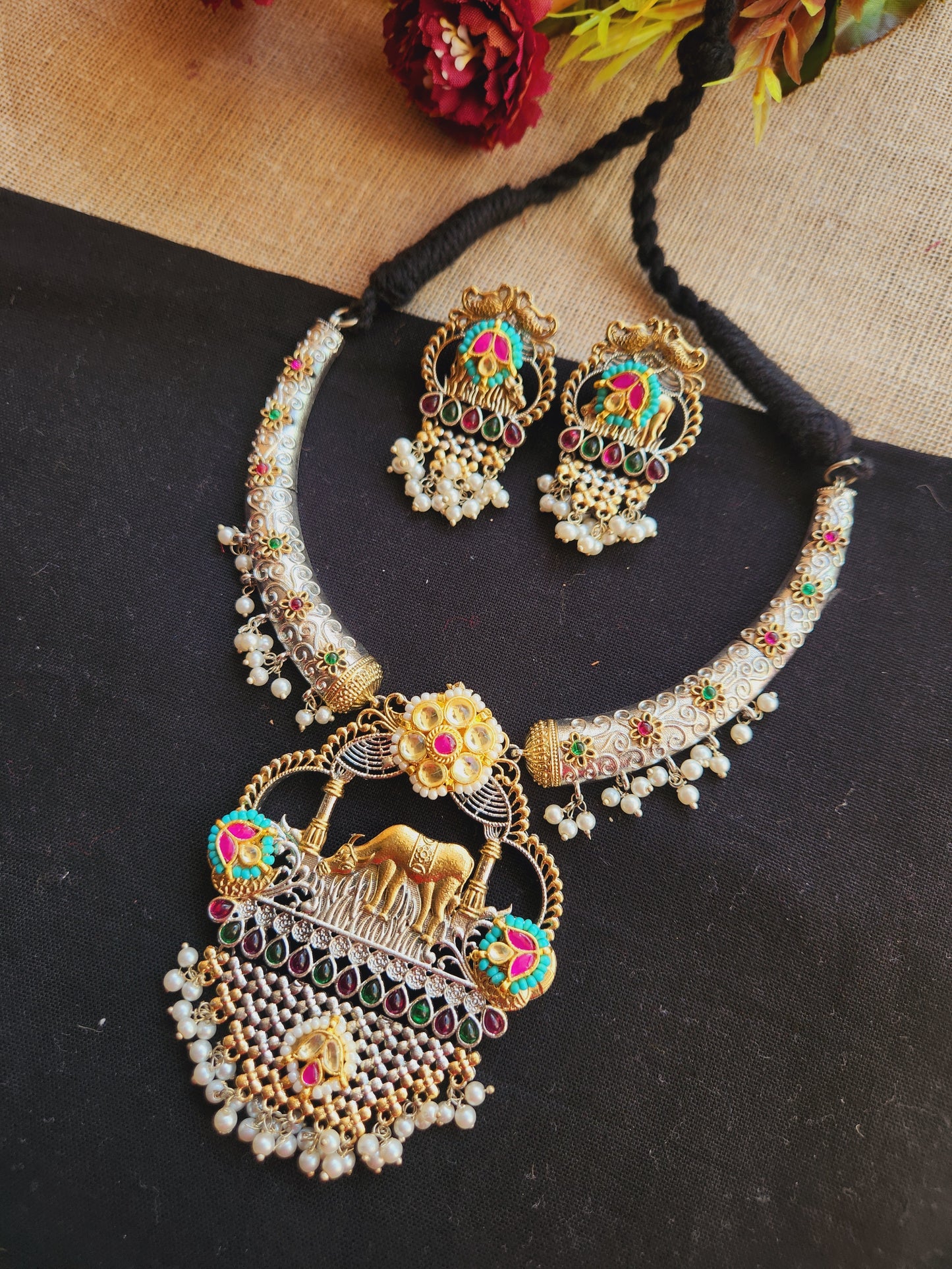 Nandi pachi kundan necklace