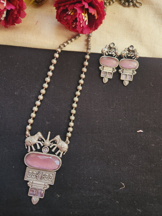 Moh elephant necklace set