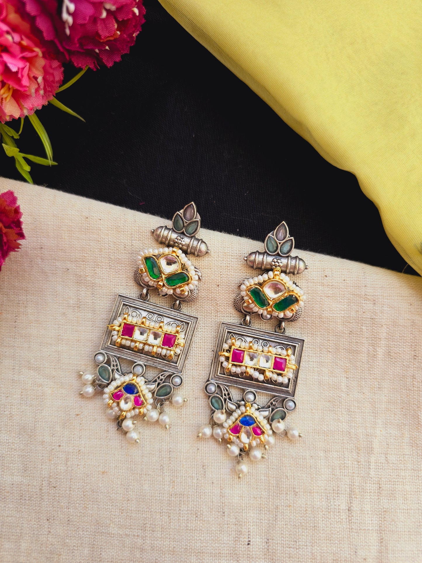 Pachi kundan dual tone danglers