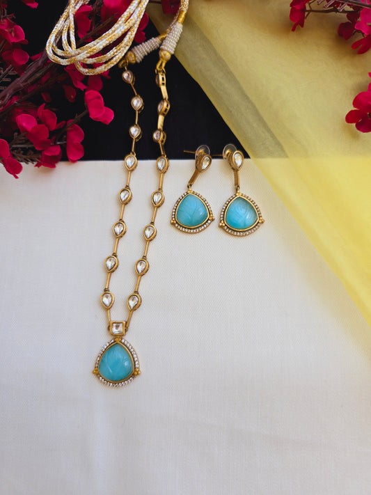 Cocktail fusion necklace