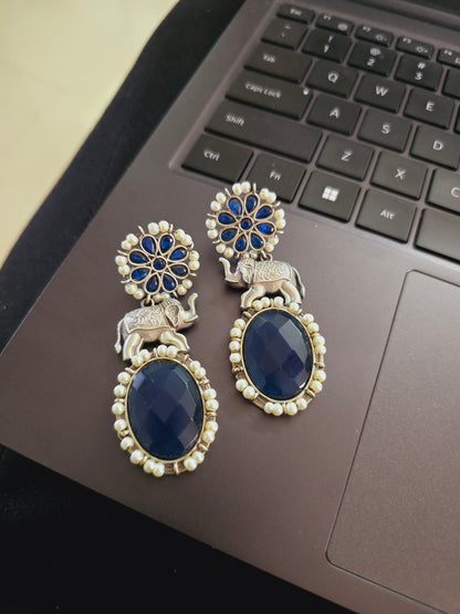 Moh elephant danglers