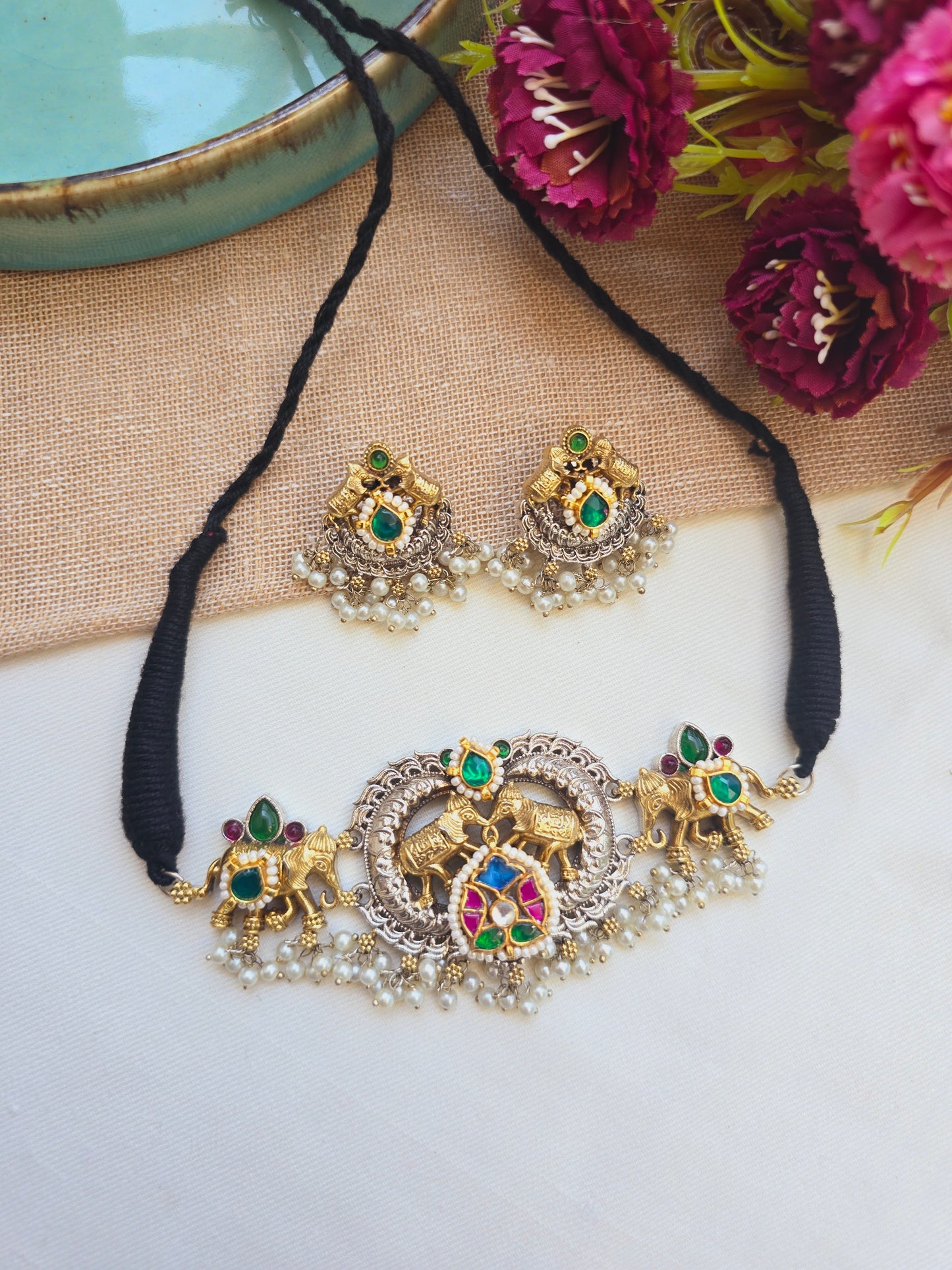 Pachi kundan elephant choker