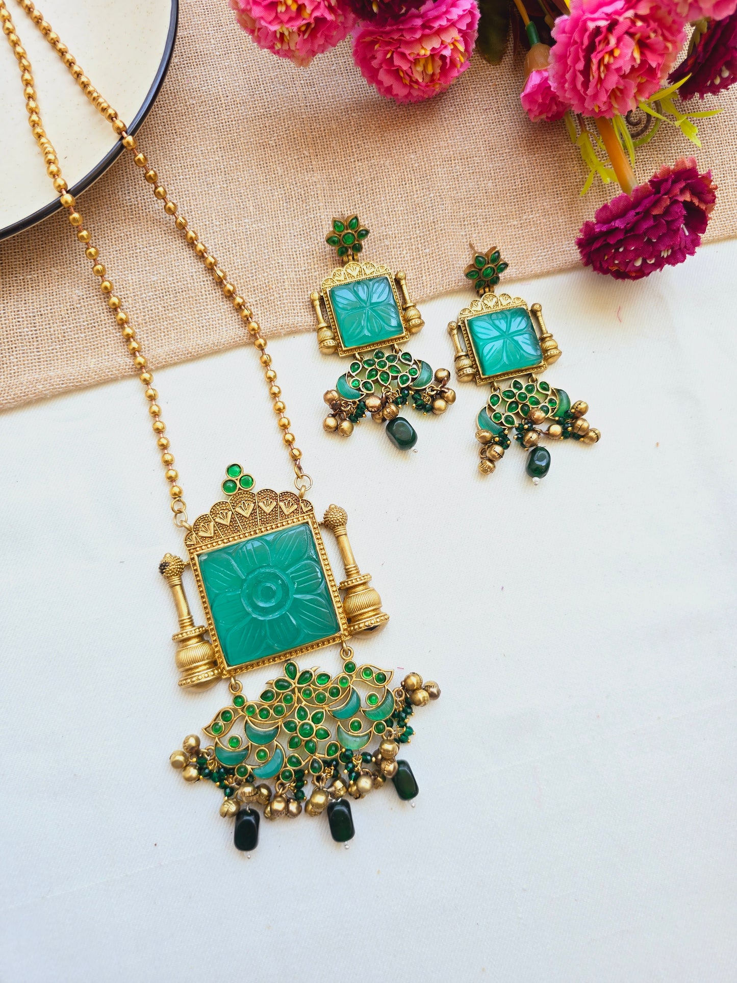 Mihika rajwadi necklace