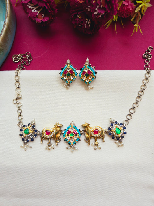 Nandi pachi kundan choker