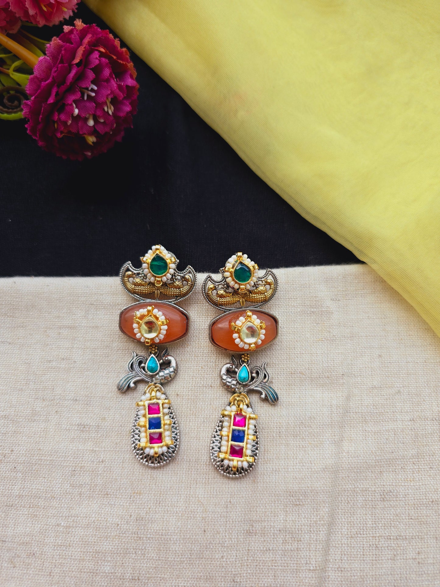 Pachi kundan danglers