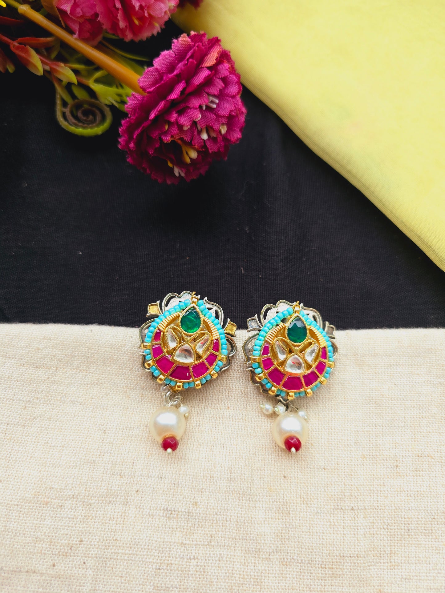 Pachi kundan studs