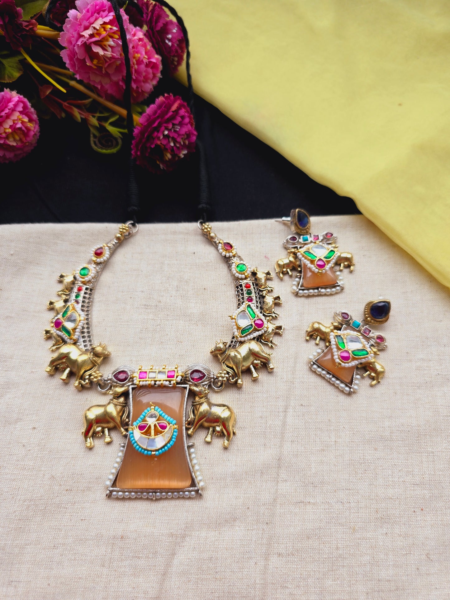 Pachi kundan nandi necklace