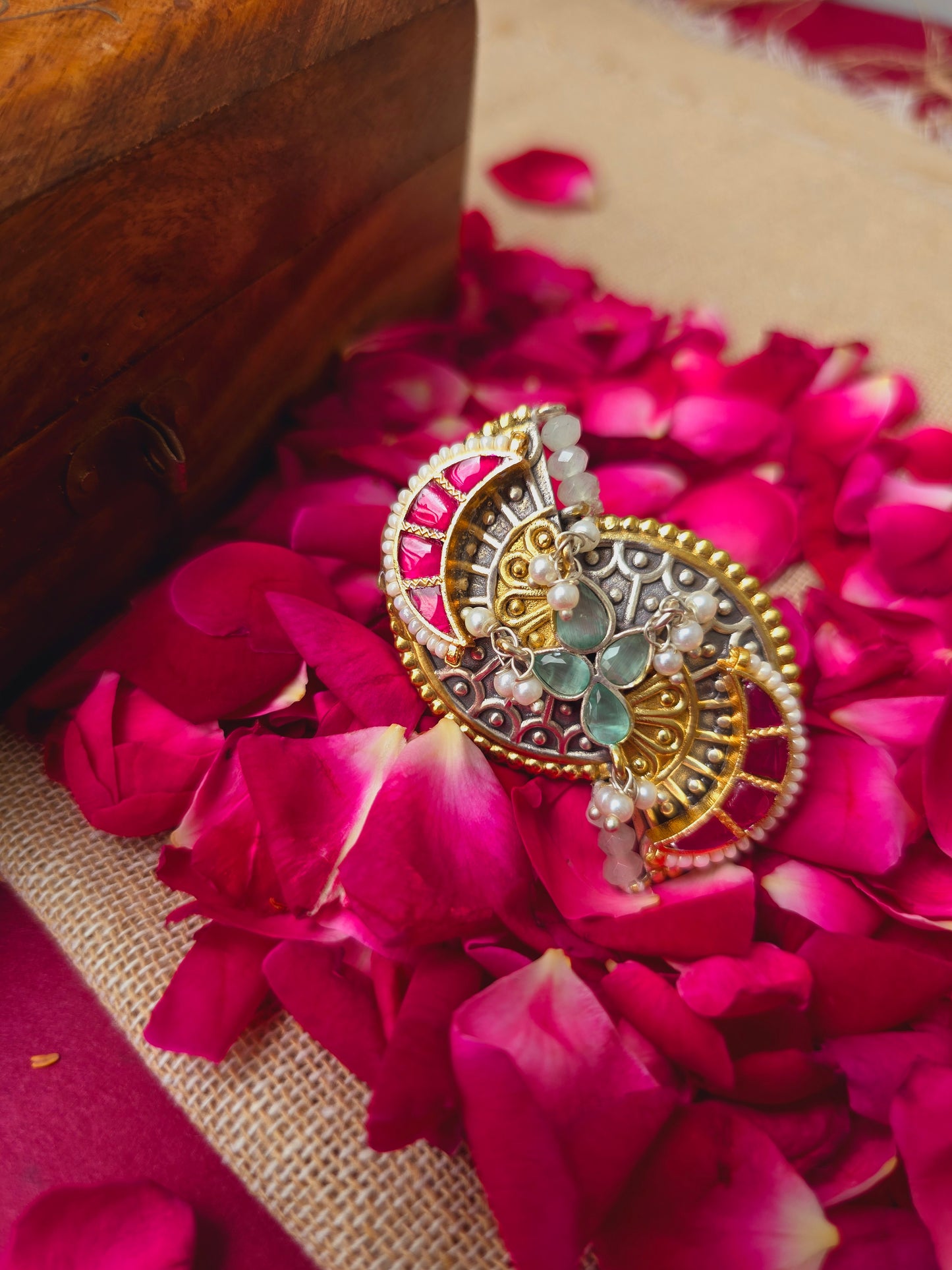 Pachi kundan ring