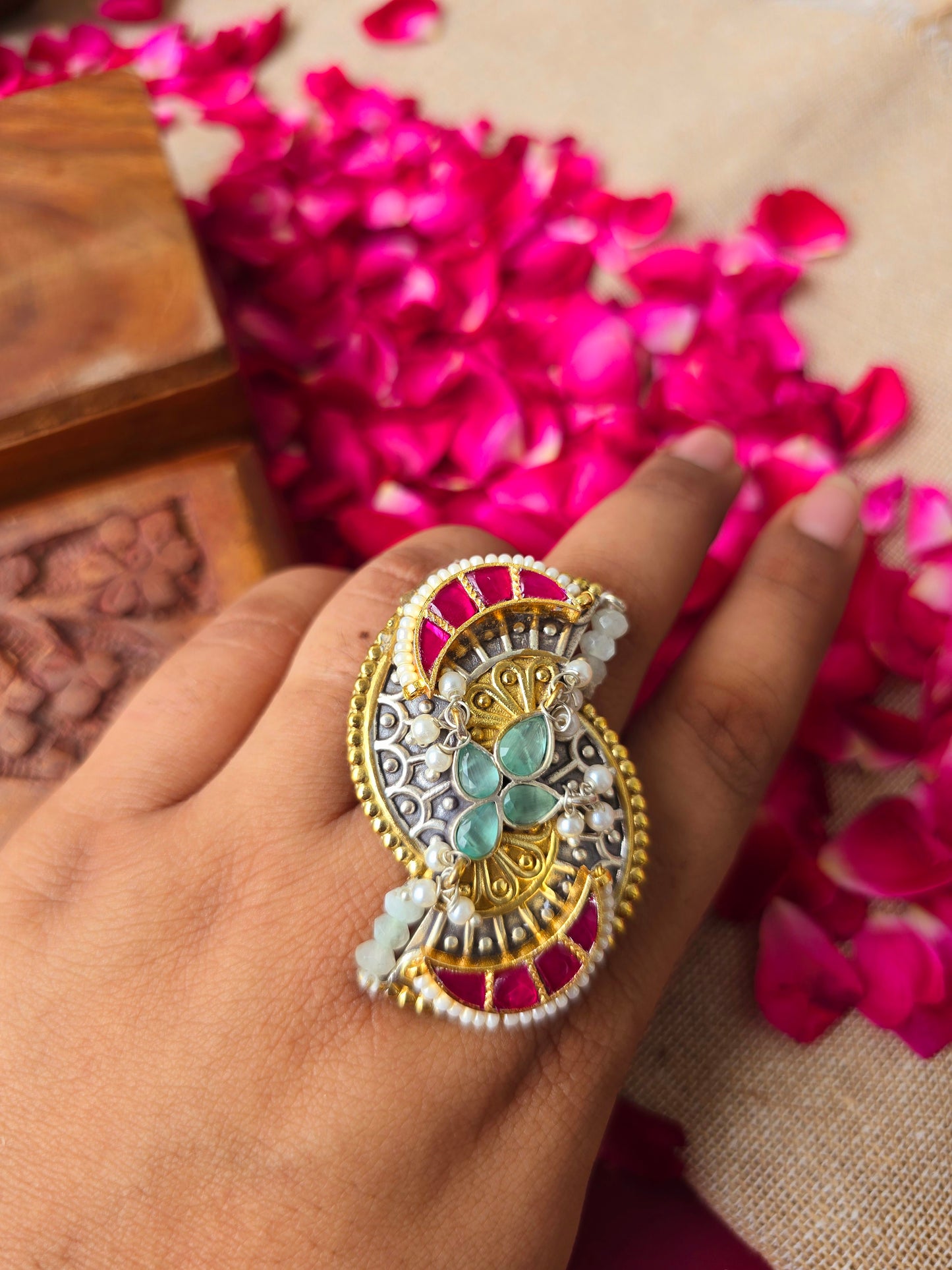 Pachi kundan ring