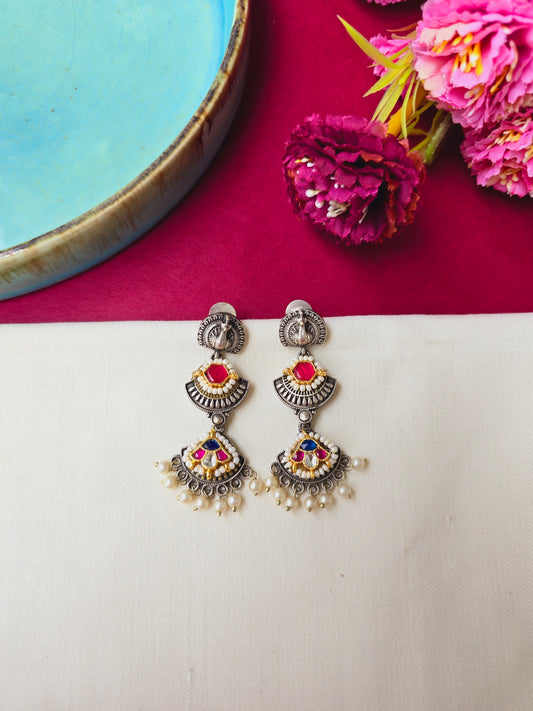 Pachi kundan danglers