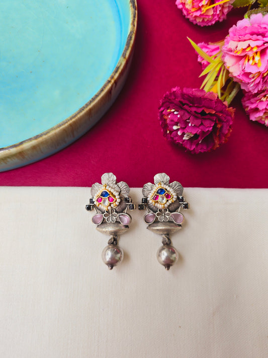 Pachi kundan danglers