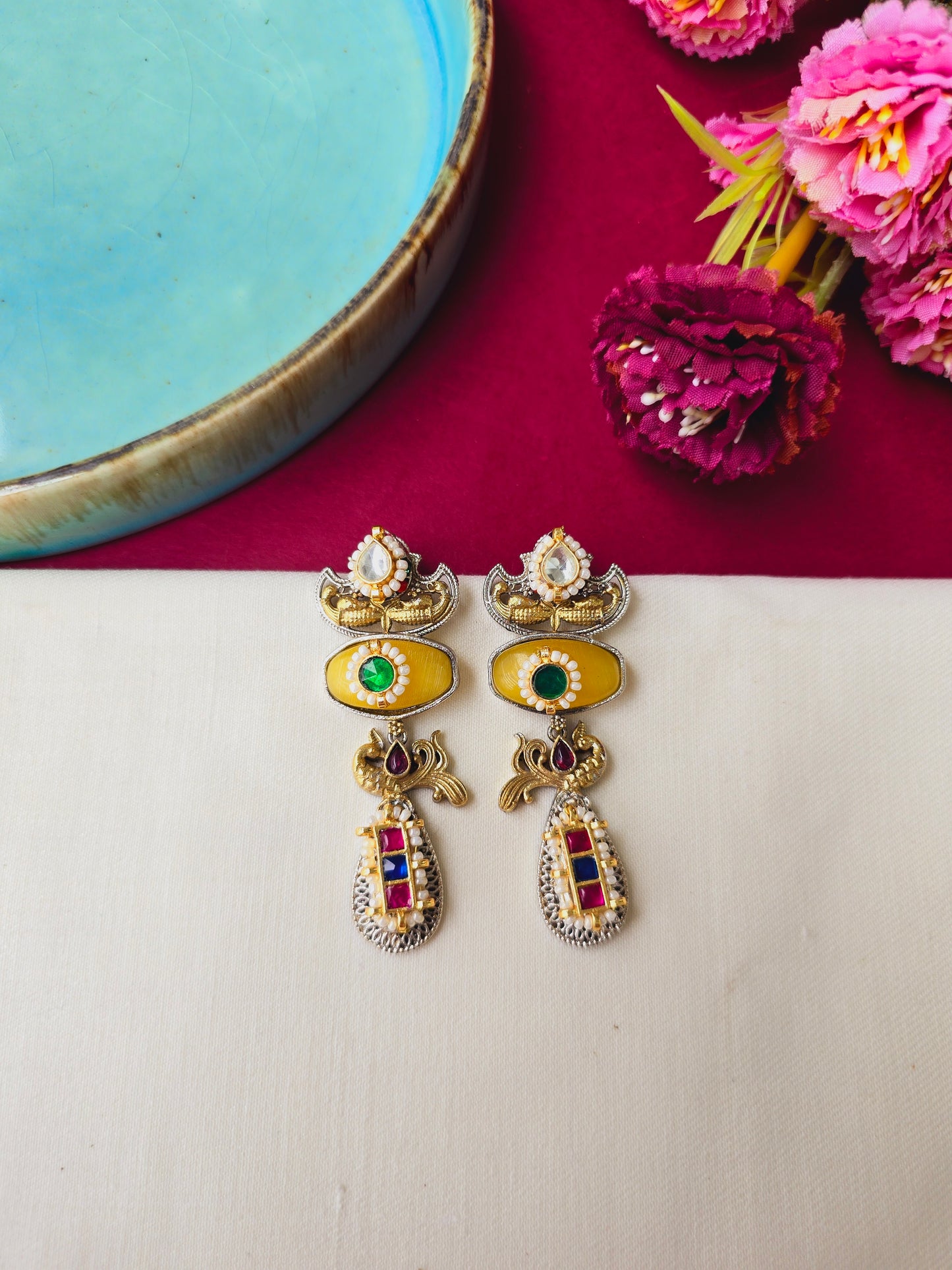 Pachi kundan danglers