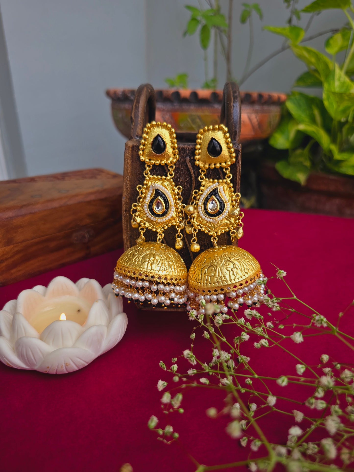 Meera Jhumkas