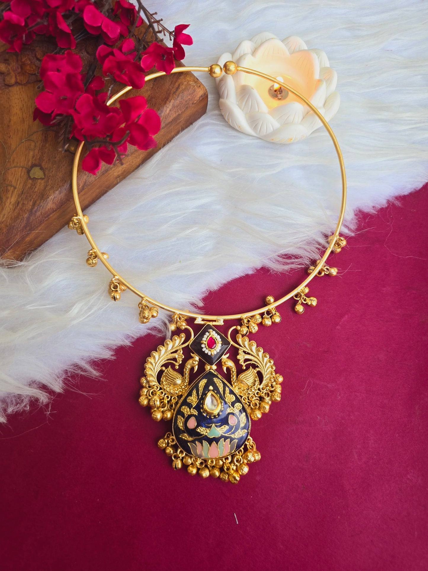 Meenakari kundan stone gold hasli