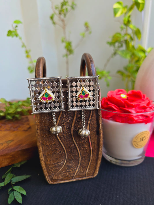 Pachi kundan square studs