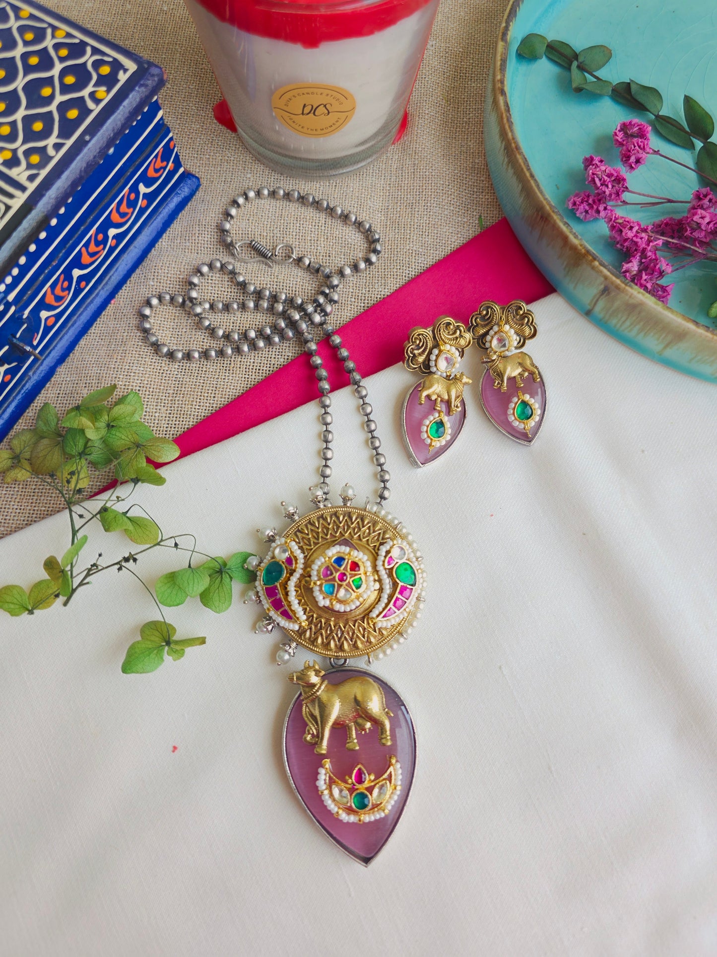 Nandi pachi kundan necklace