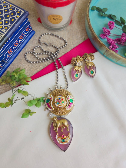 Kanak Nandi pachi kundan necklace