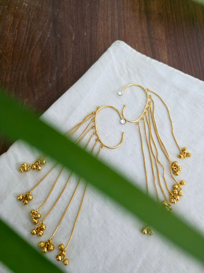 Hanging earcuffs