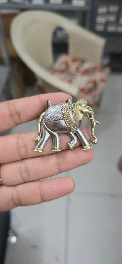 Sejal two tone fusion elephant hair pin