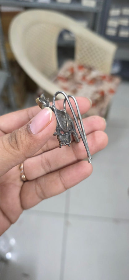 Raval fusion two tone nandi hair pin