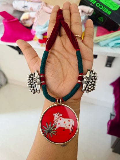 Pichwait art antique thread necklace/choker