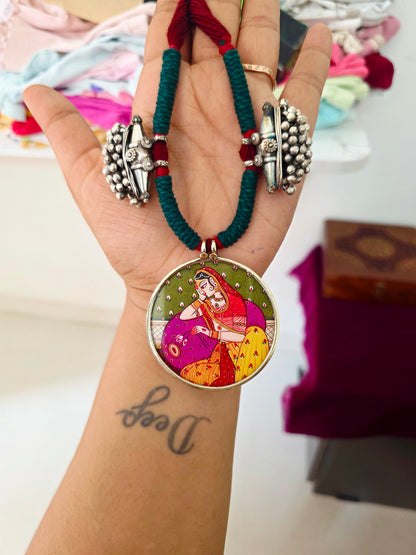 Pichwait art antique thread necklace/choker