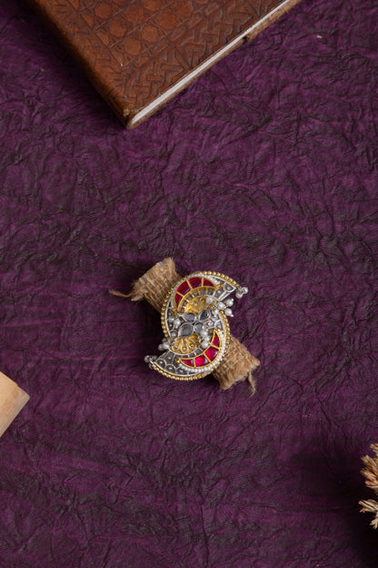 Kavya two tone pachi kundan ring