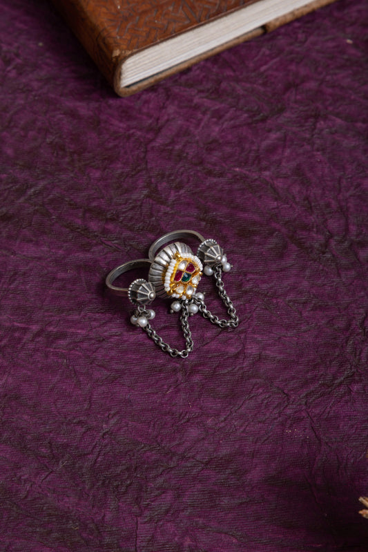 Kunjal pachi kundan silver chain ring