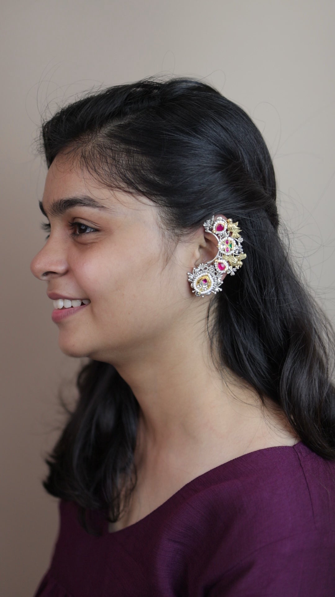 Anika kundan earcuff