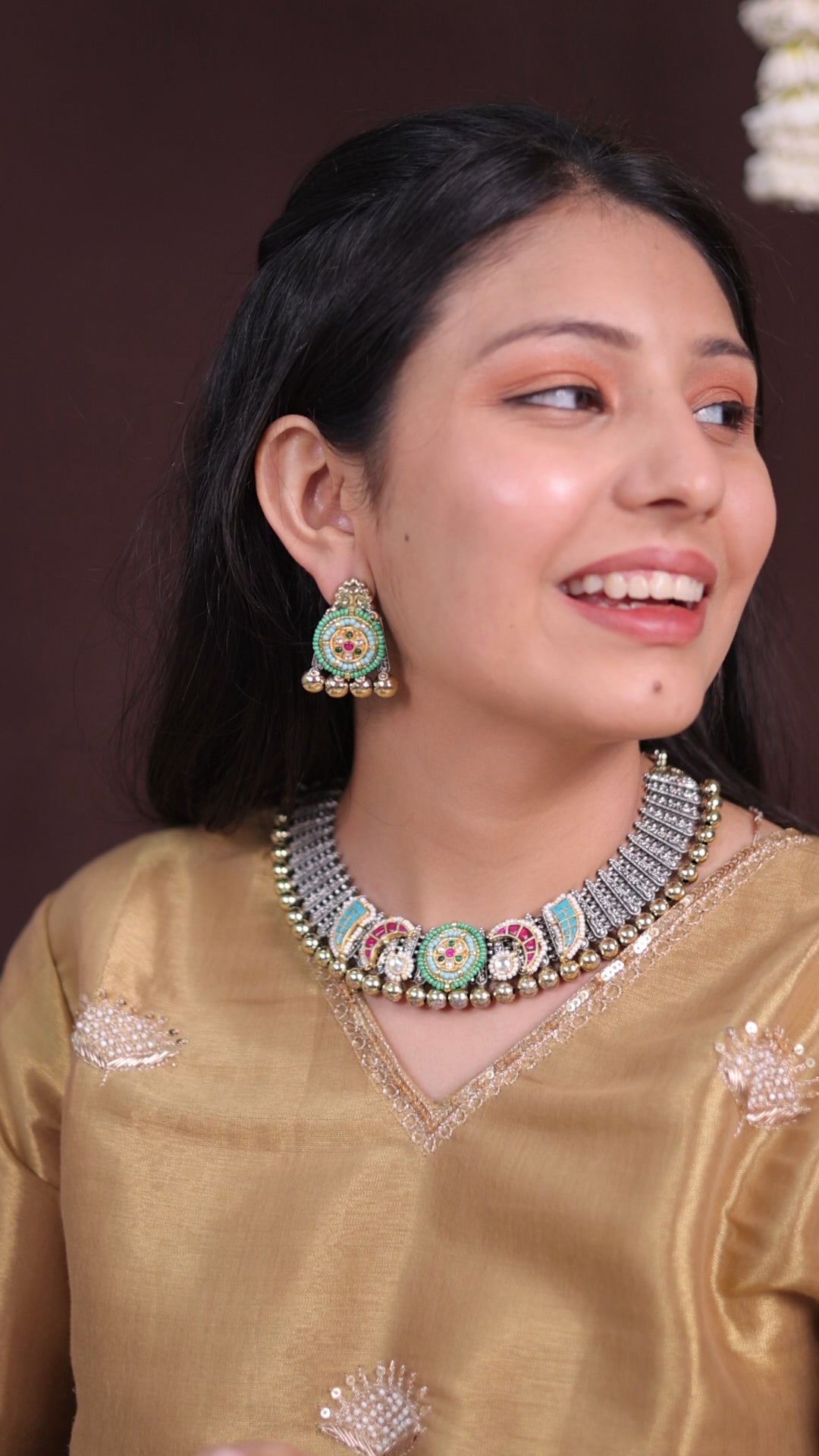 Tasha pachi kundan choker