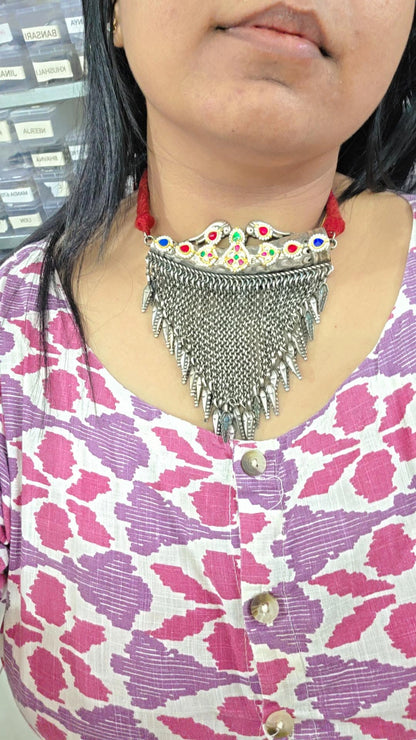 Urja pachi kundan antique fusion thread necklace