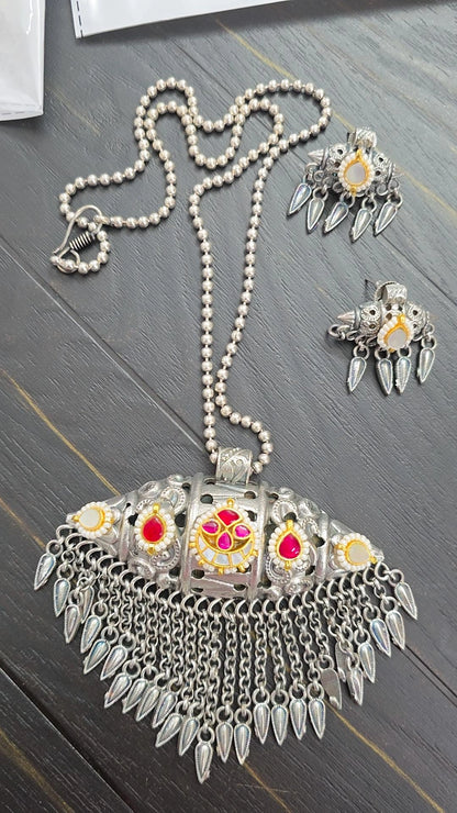 Barsha pachi kudan antique silver necklace