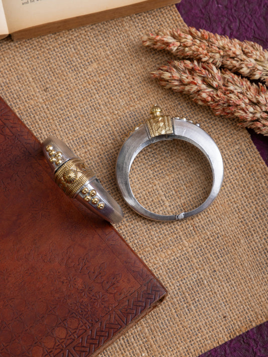 Large size heritage dual tone kada