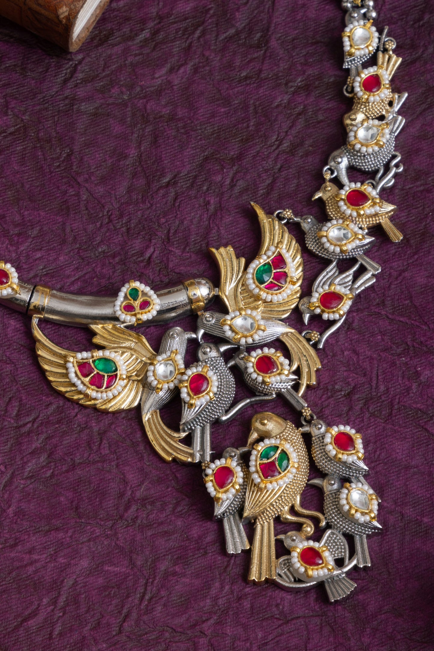 Pujan  fusion two tone pachi kundan bird heritage hasli
